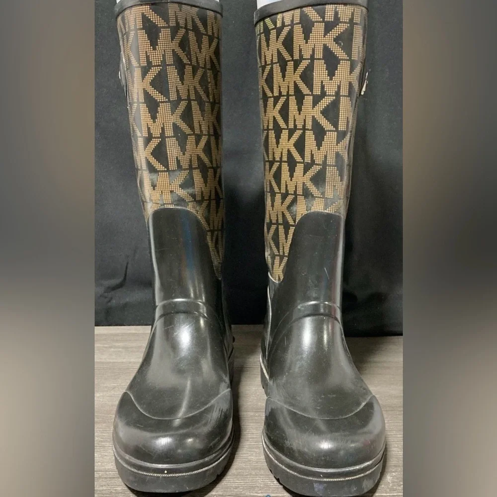 Michael Kors MK Logo Rain Boots Black Brown Monogram Size 8.5 Waterproof